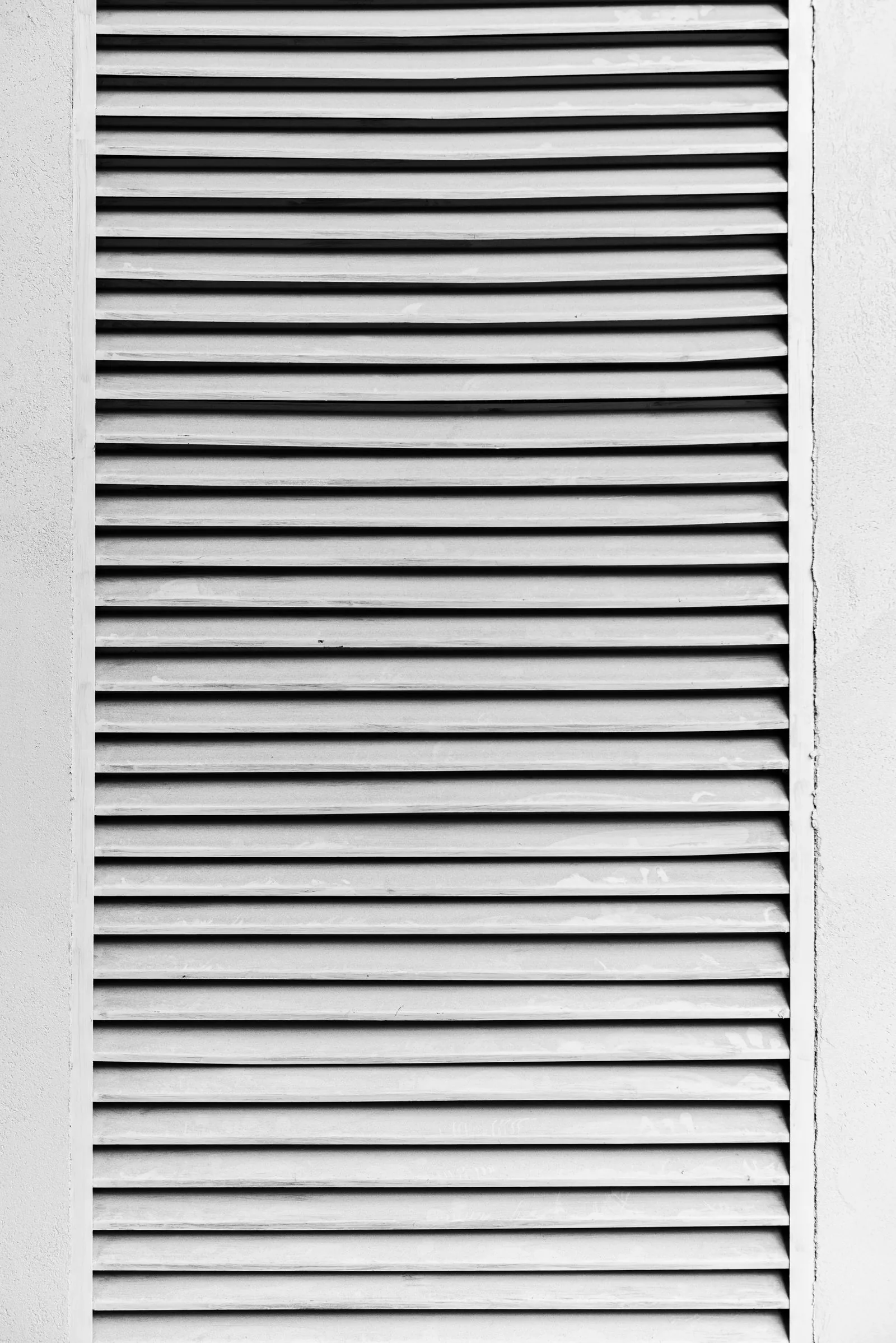 Marine weather louver — rain and spray rejection for deck openings