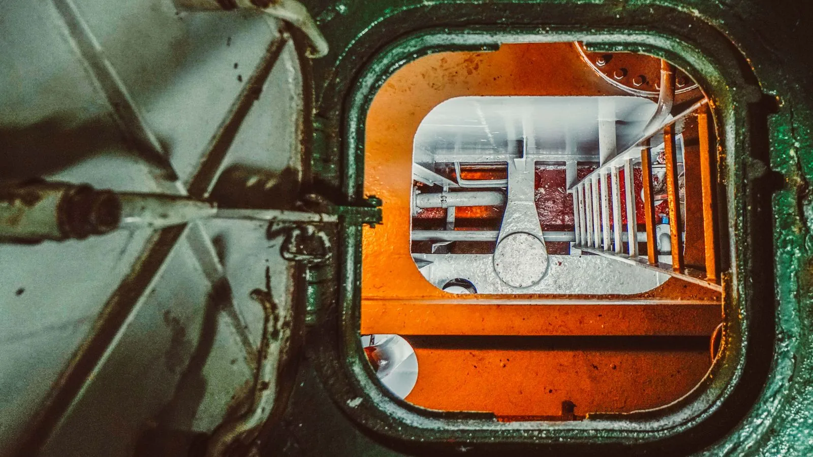 Equipment hatch — weathertight access for equipment handling